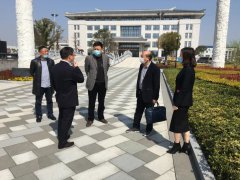 湖州市民政局副局长沈建军来人生就是博官网调研生态葬