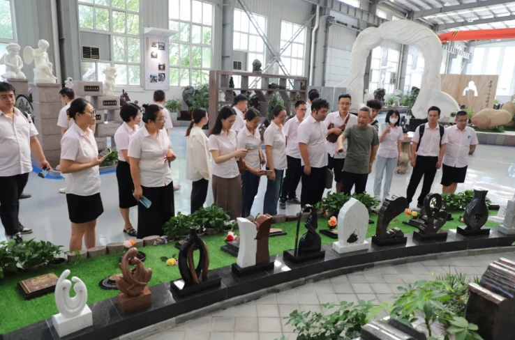 人生就是博官网集团设计营销专题培训：沉塑协同，共筑卓越！